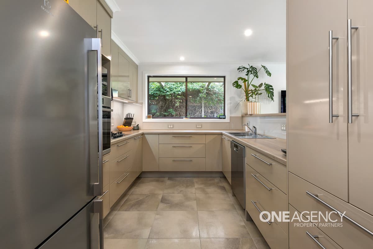 16 Shane Avenue, Seabrook, Seabrook - Thumbnail 7