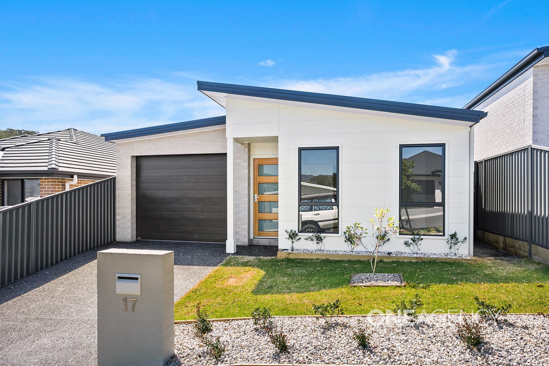 17 Cambewarra Drive, Tullimbar, Tullimbar - Image 1