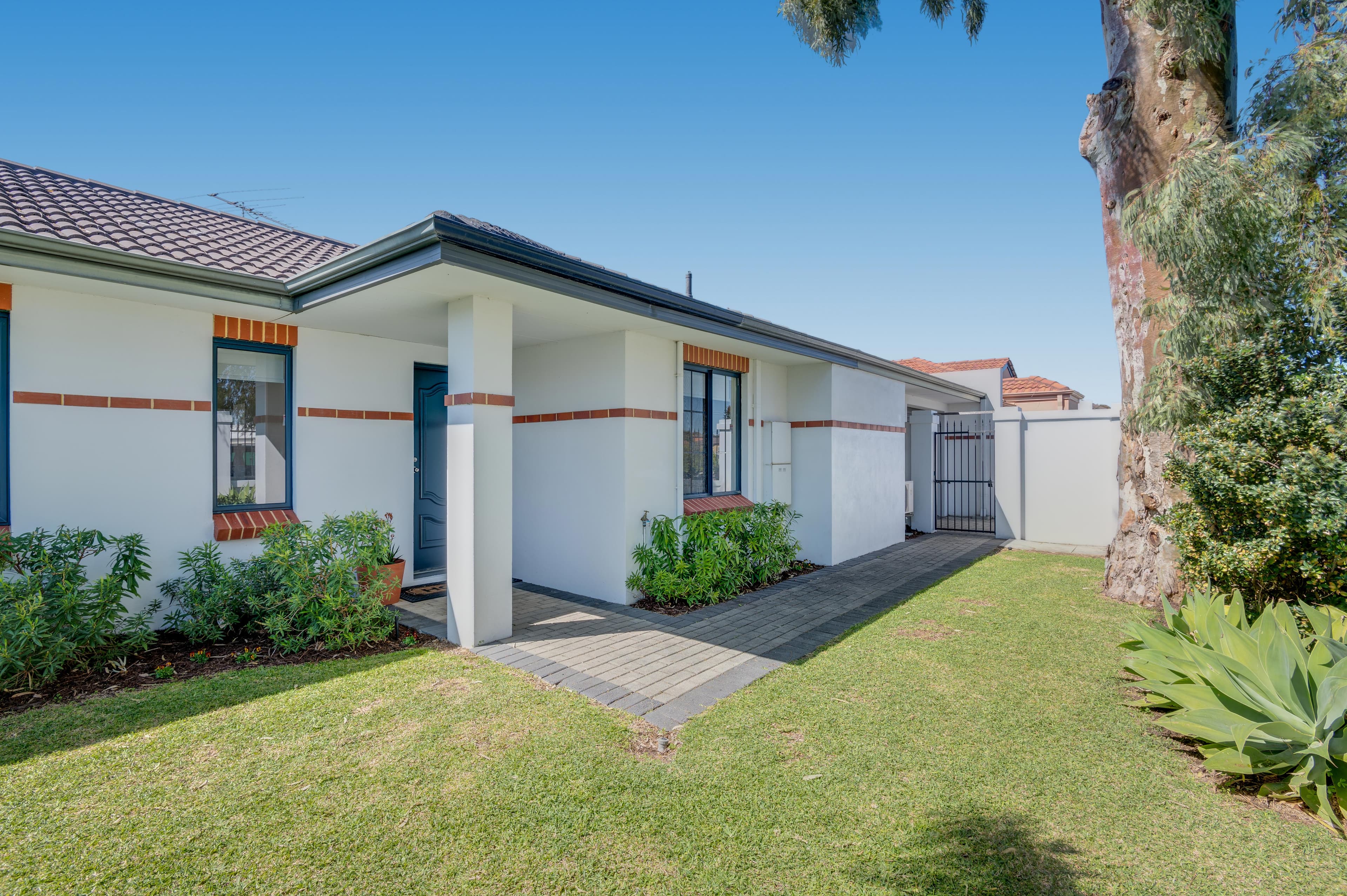 108 Hillsborough Drive, Nollamara, Nollamara - Thumbnail 2