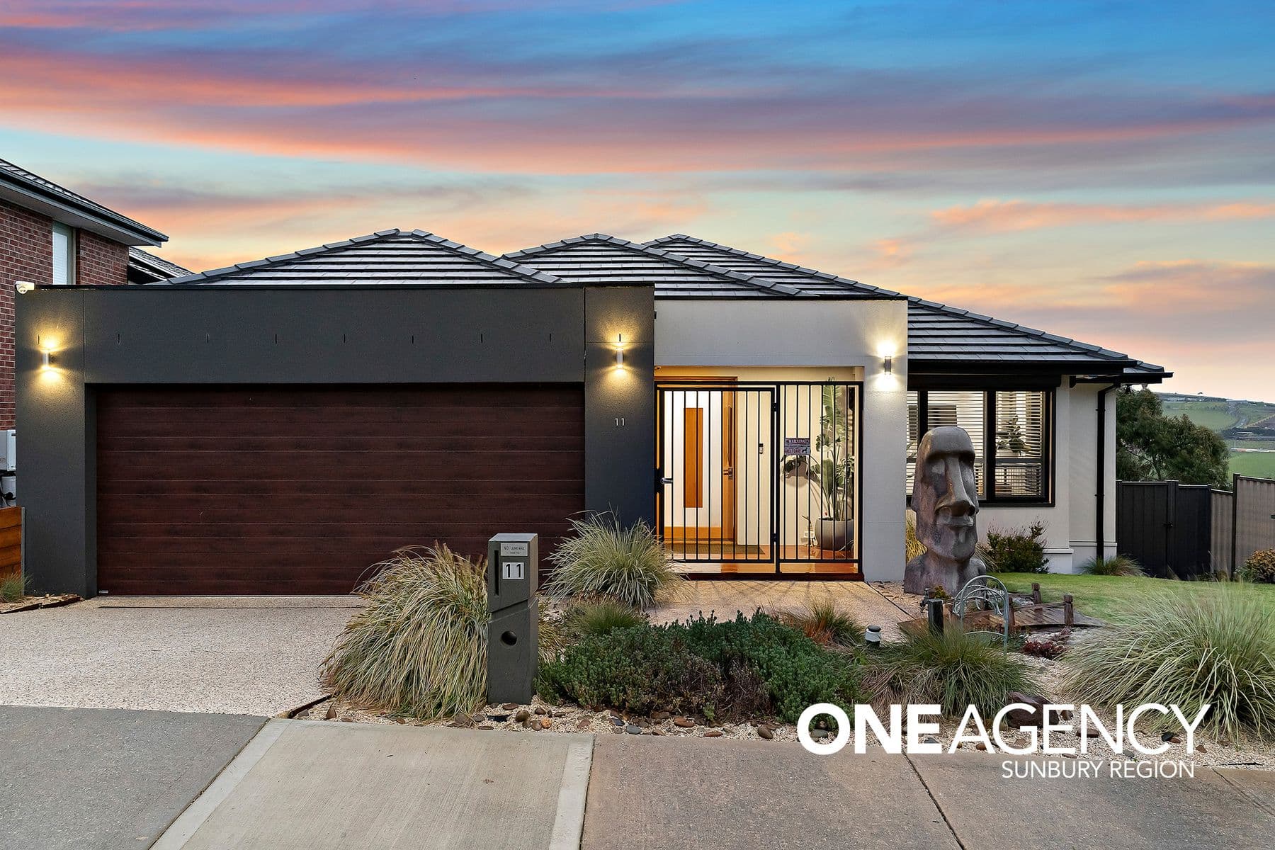 11 Buckingham Place, Sunbury, Sunbury - Thumbnail 2