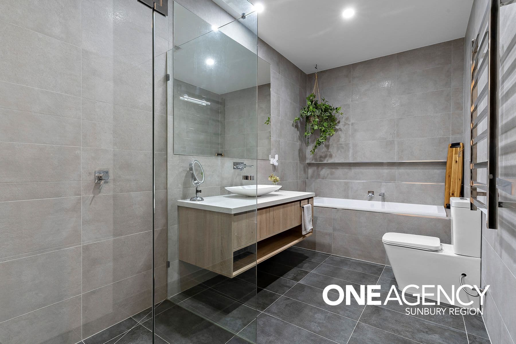11 Buckingham Place, Sunbury, Sunbury - Thumbnail 8