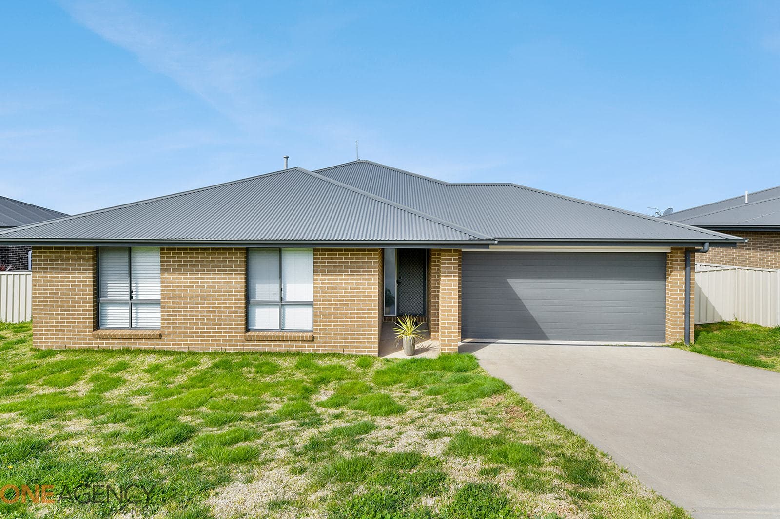 42 Pippin Way, Orange, Orange - Image 1