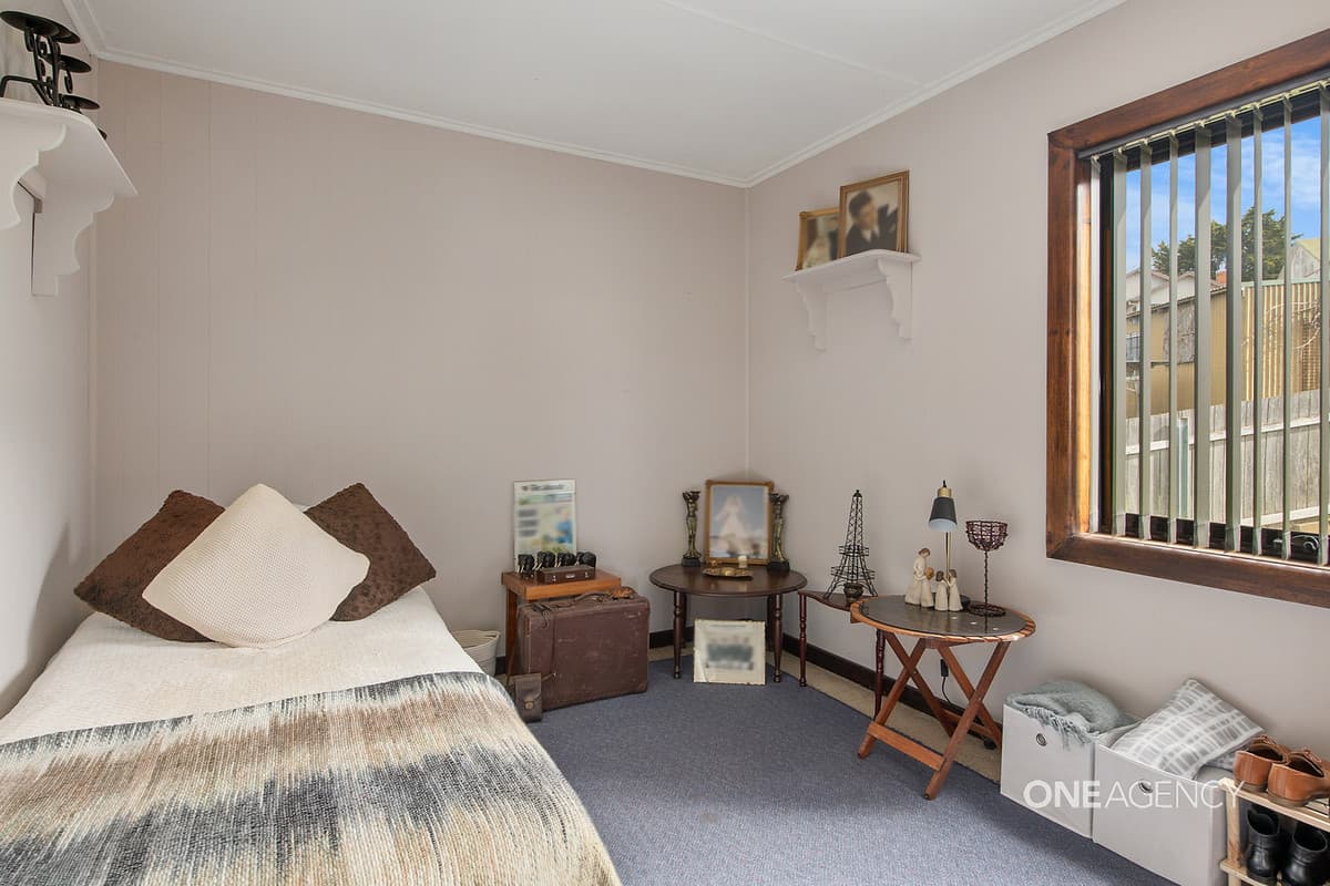 17 Conrad Street, Acton, Acton - Thumbnail 8