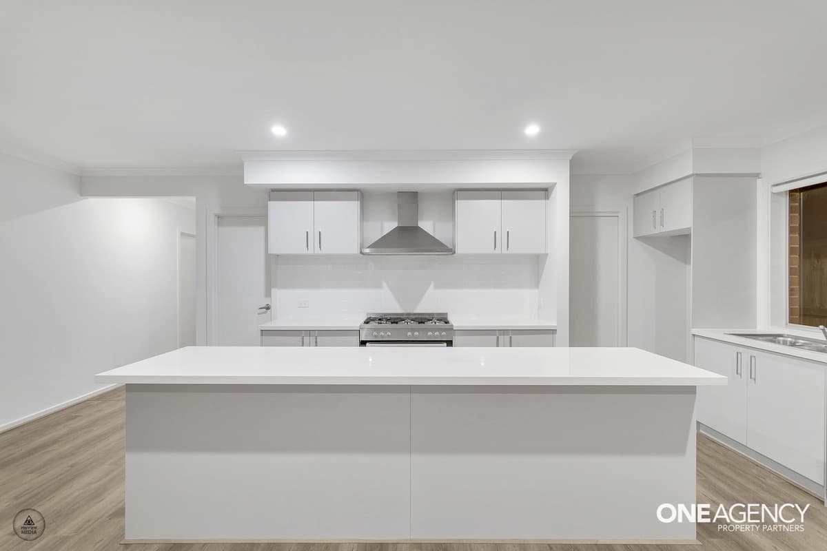 26 Hiskey Crescent, Werribee, Werribee - Thumbnail 4