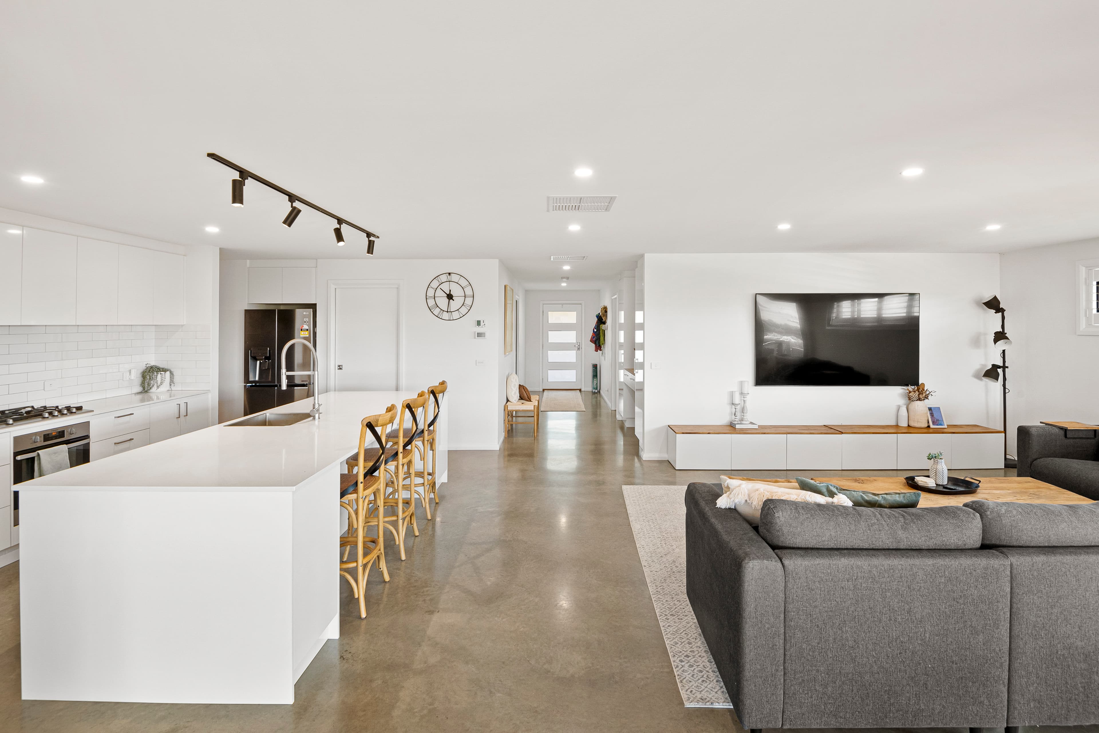 4 Moore Close, Cooma, Cooma - Thumbnail 5