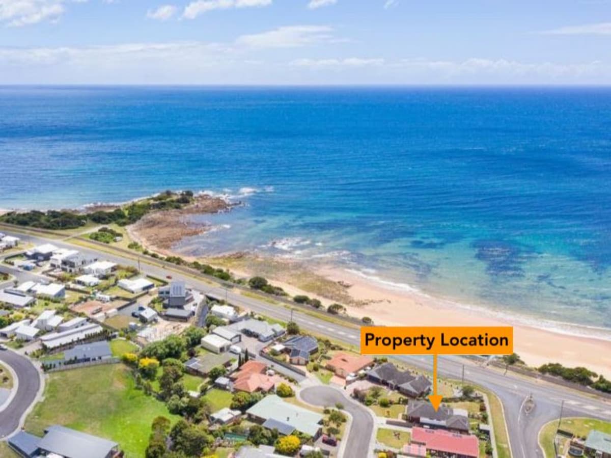 31 Seabreeze Avenue, Sulphur Creek, Sulphur Creek - Thumbnail 2