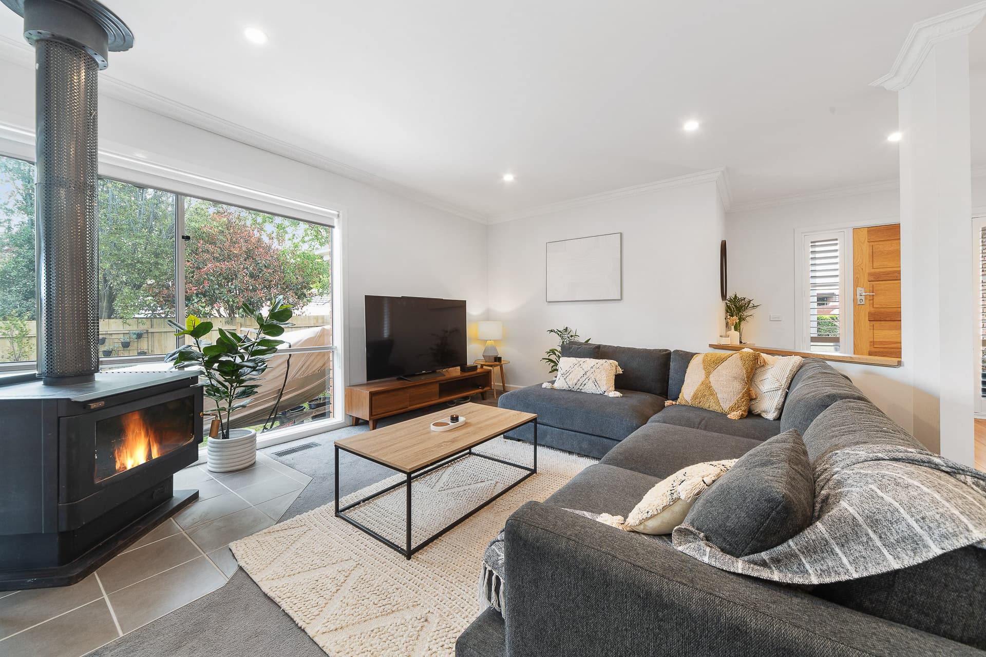 3 Deborah Court, Somerville, Somerville - Thumbnail 3