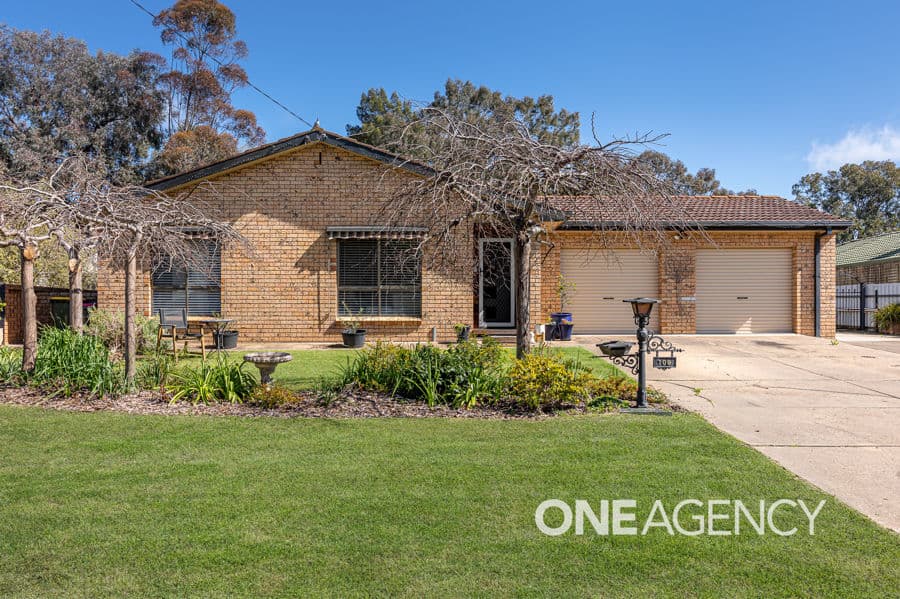 109 DALKEITH Avenue, Lake Albert, Lake Albert - Image 1