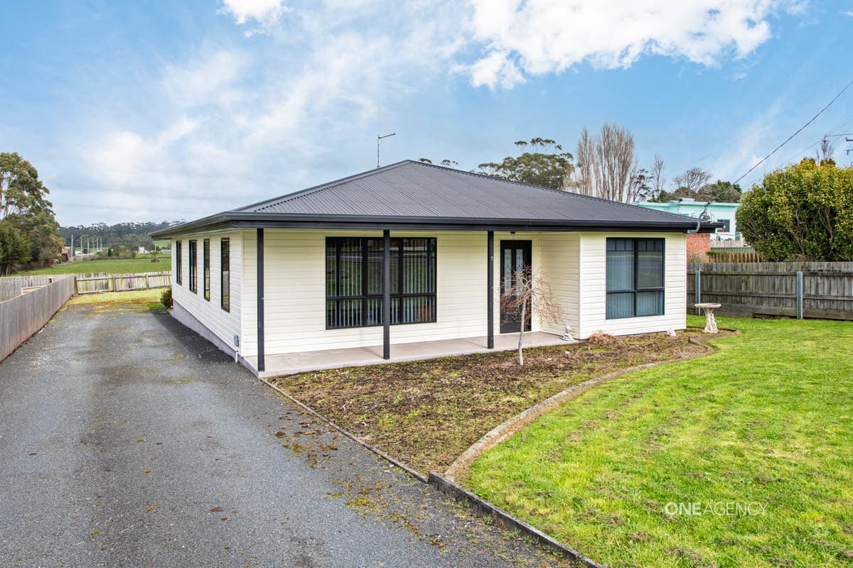 7 John Street, Smithton, Smithton - Thumbnail 2