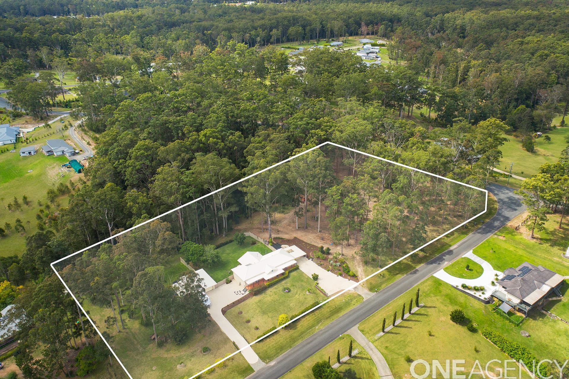 10 Fenton Drive, King Creek, King Creek - Thumbnail 4