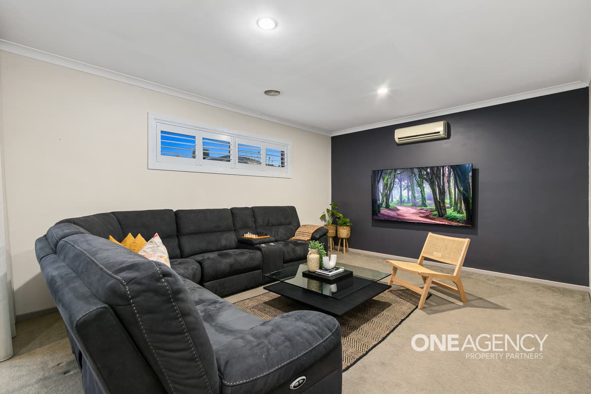 12 Garland Terrace, Point Cook, Point Cook - Thumbnail 2