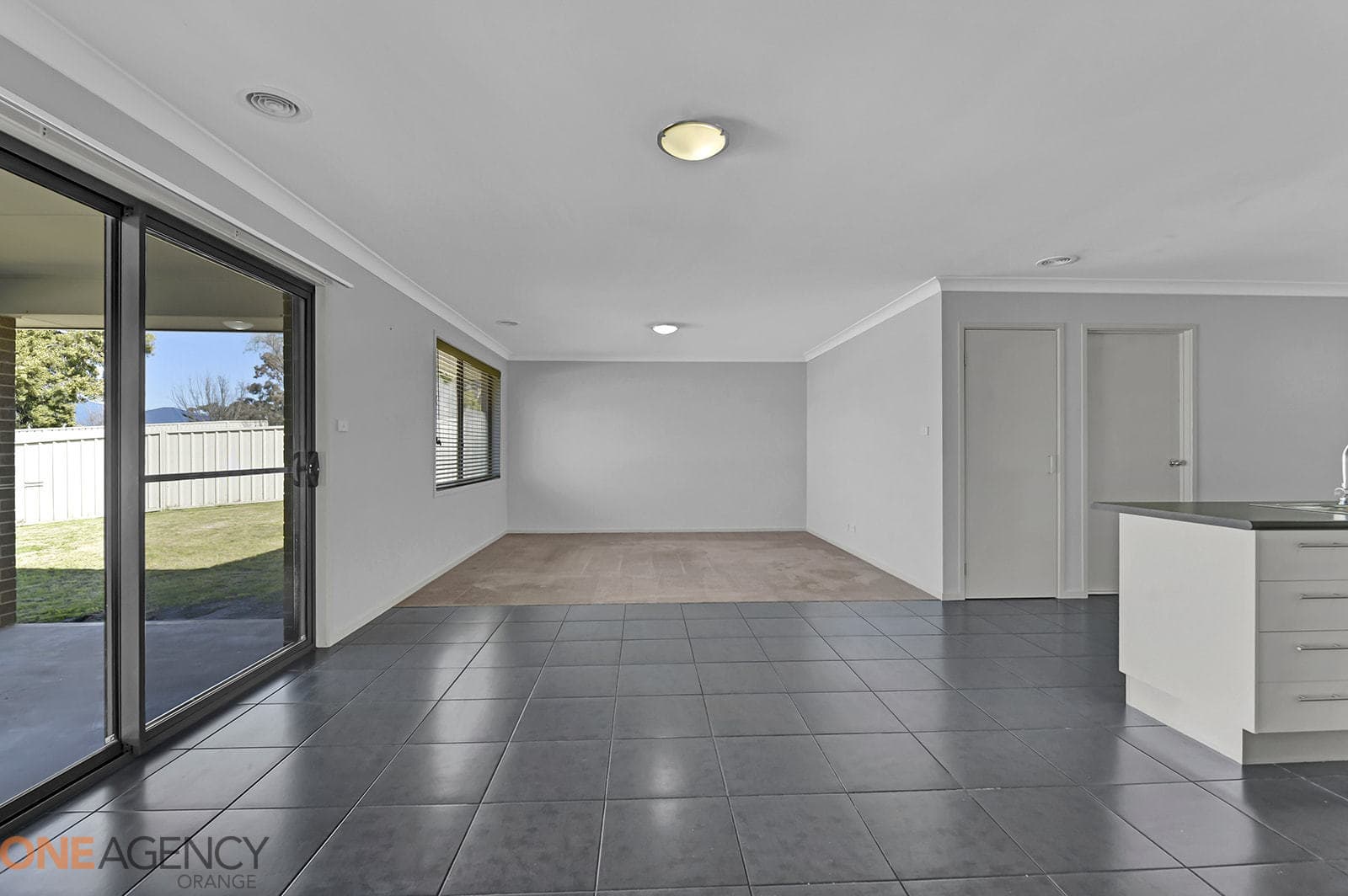 23 Glasson Drive, Orange, Orange - Thumbnail 4