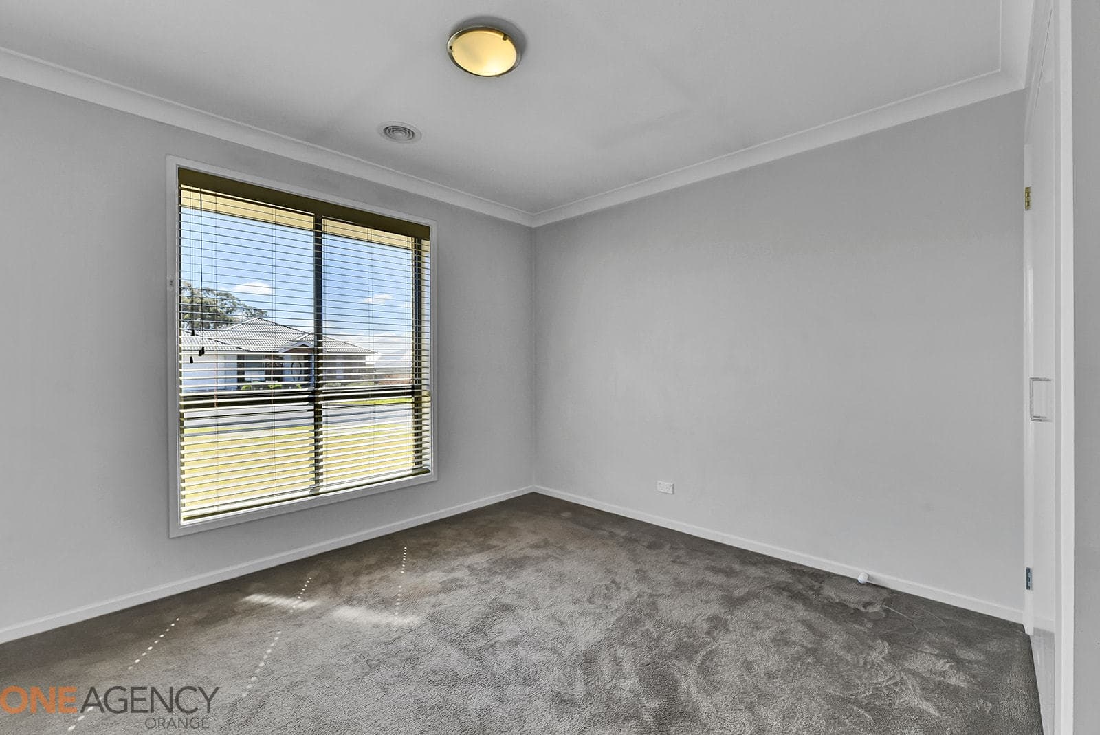 23 Glasson Drive, Orange, Orange - Thumbnail 8