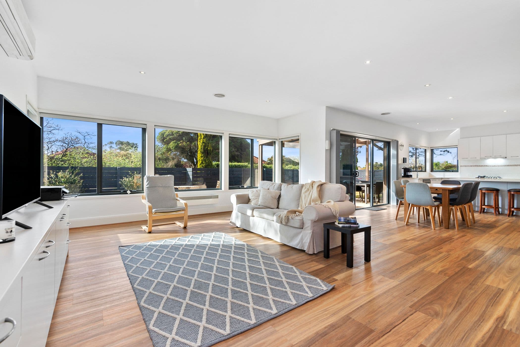 5 Spero Avenue, Mount Eliza, Mount Eliza - Thumbnail 3