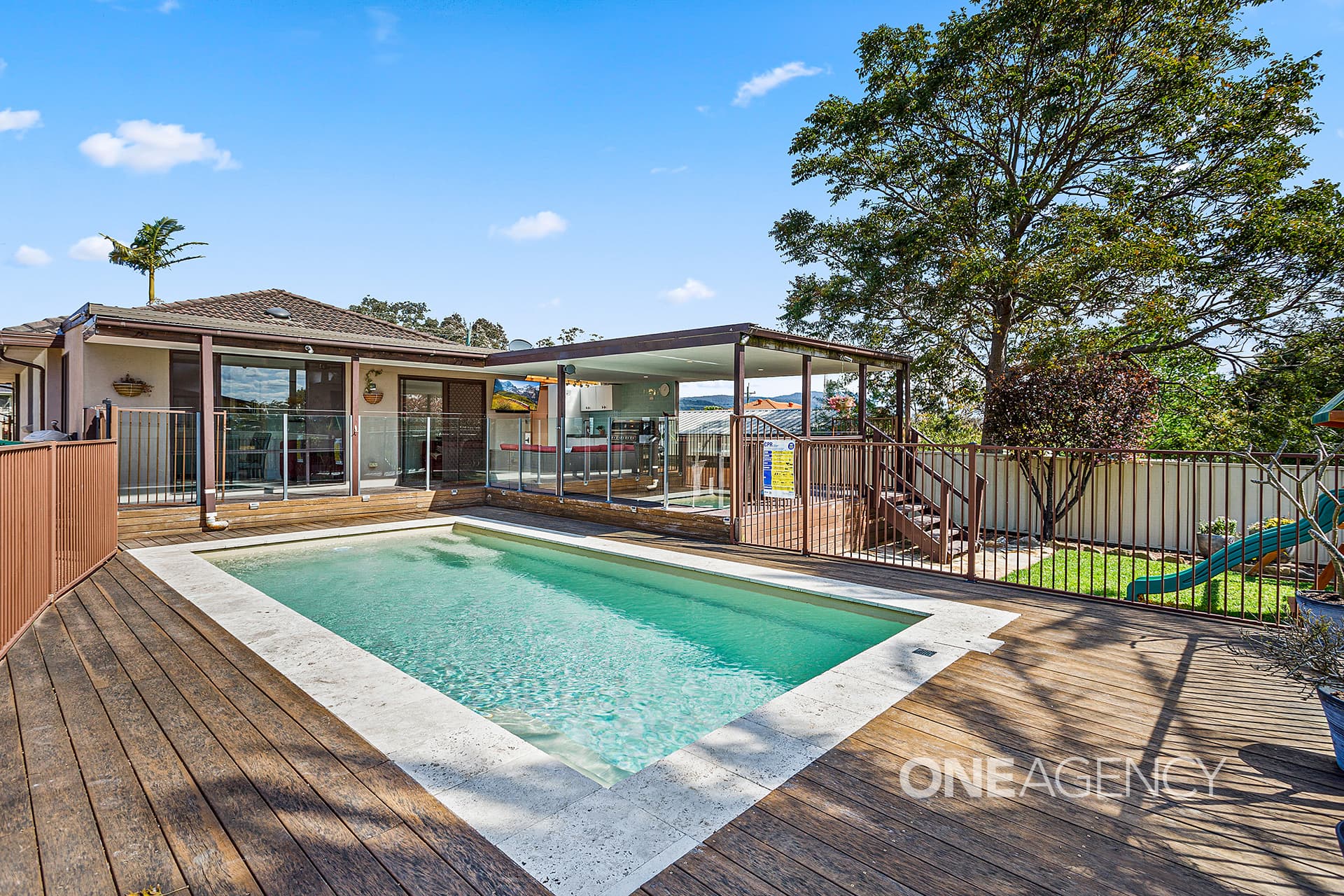 2 Cullen Street, Oak Flats, Oak Flats - Thumbnail 2