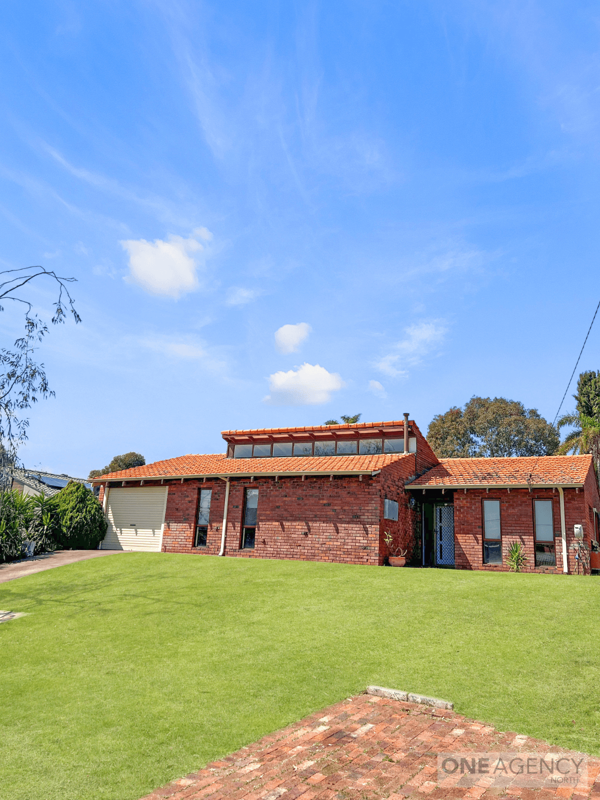 10 Lorraine Street, Carine, Carine - Image 1
