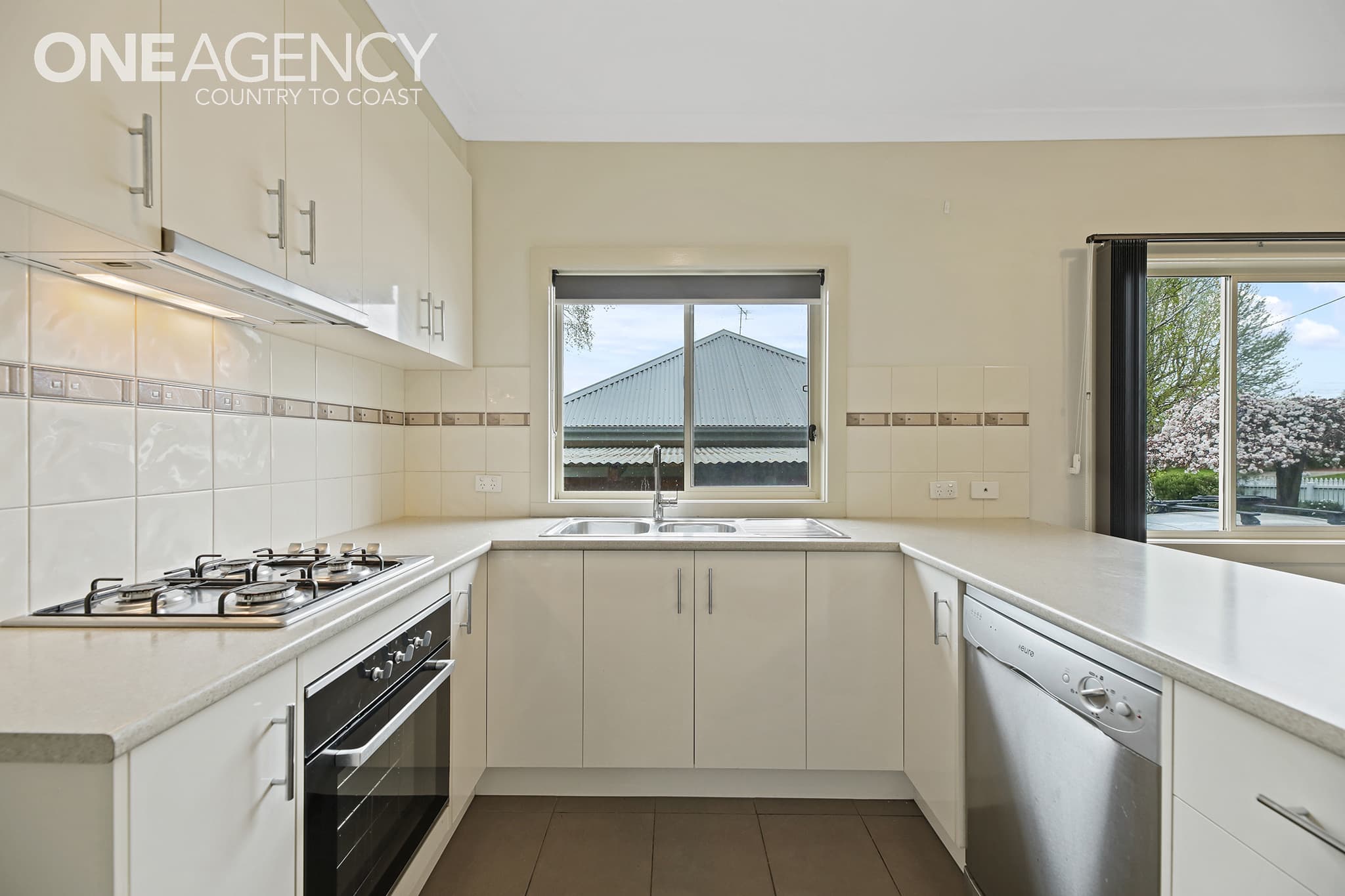 75 Clifford Street, Warragul, Warragul - Thumbnail 5