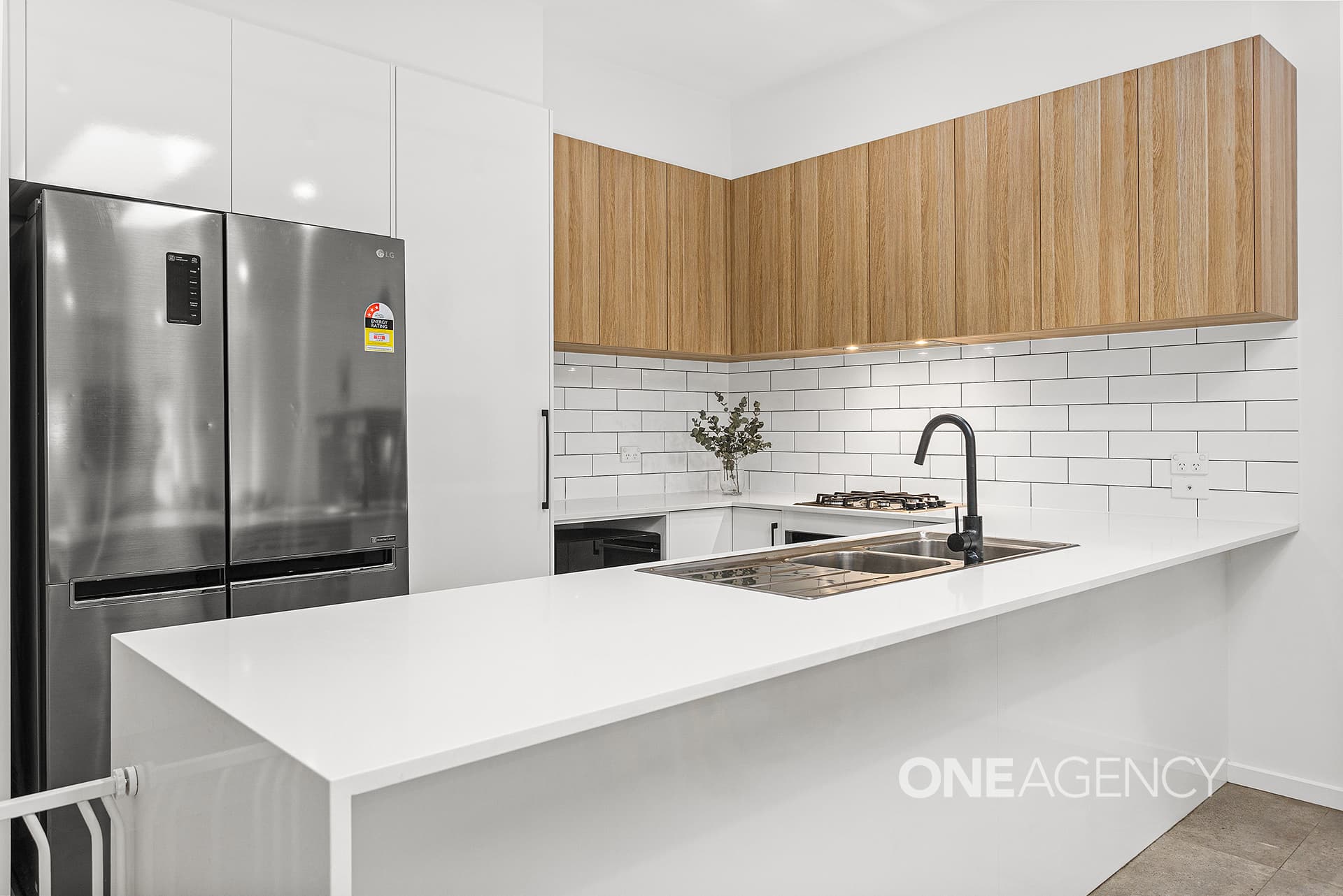 47a Upland Chase, Albion Park, Albion Park - Thumbnail 3
