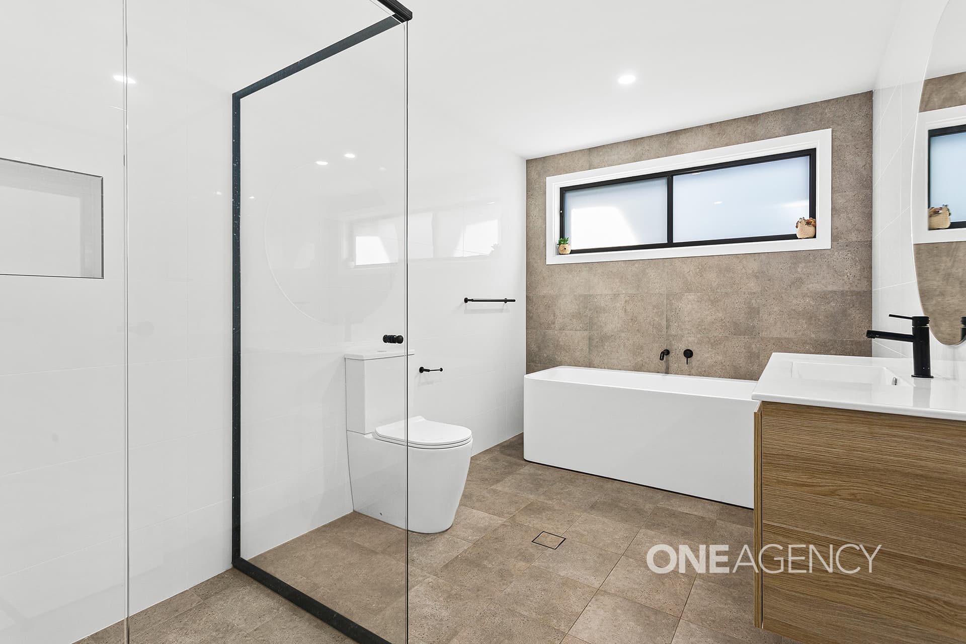 47a Upland Chase, Albion Park, Albion Park - Thumbnail 5