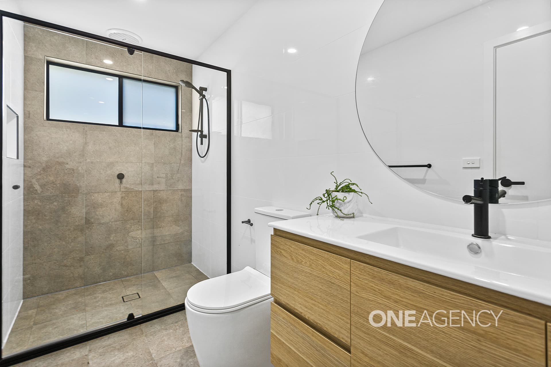 47a Upland Chase, Albion Park, Albion Park - Thumbnail 7