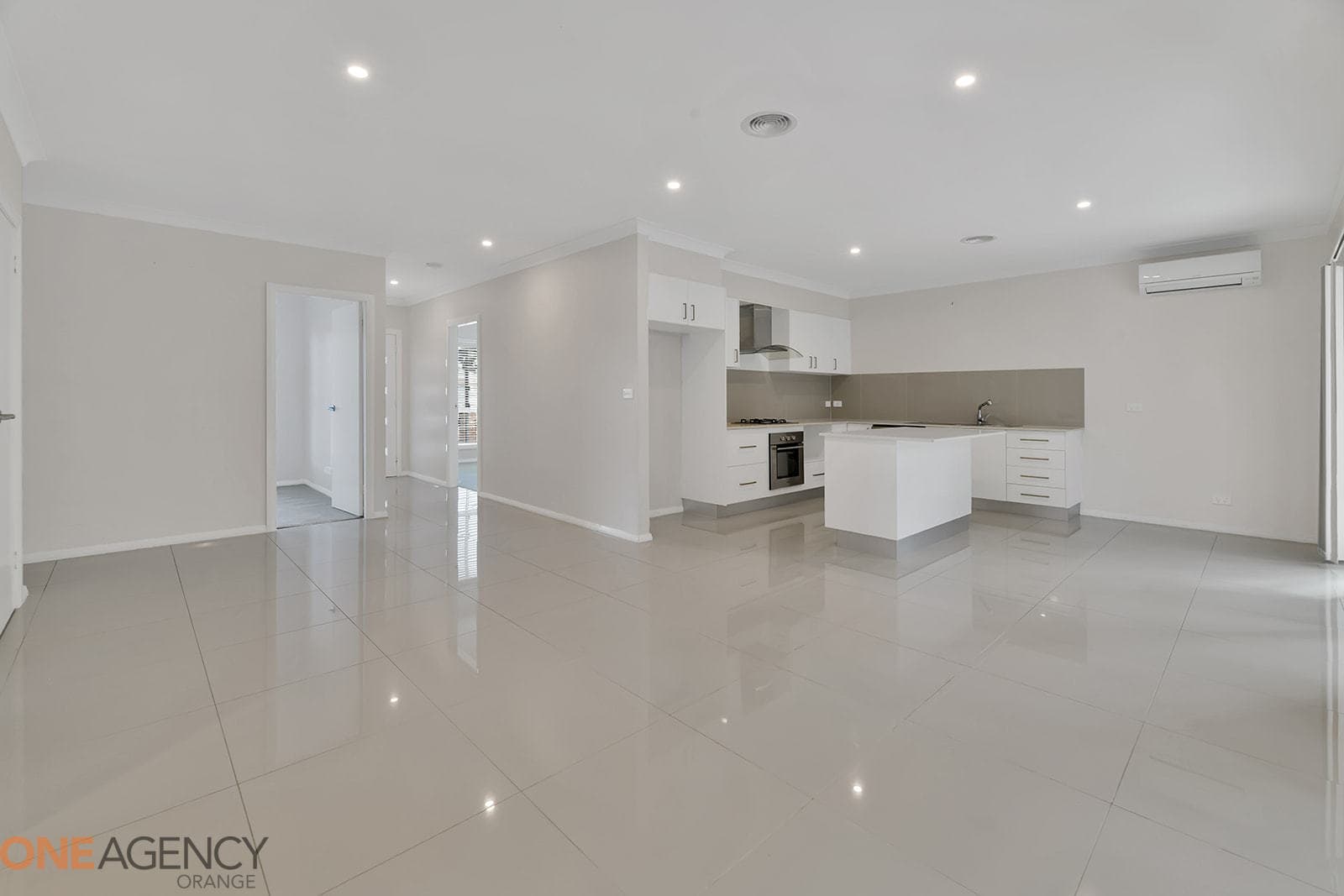 3 Lily Place, Orange, Orange - Thumbnail 3