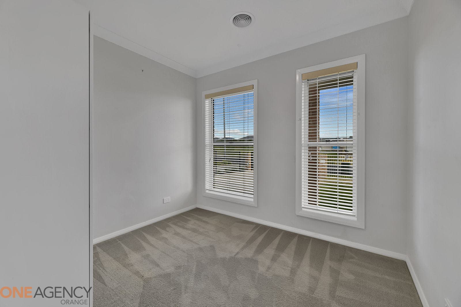 3 Lily Place, Orange, Orange - Thumbnail 5