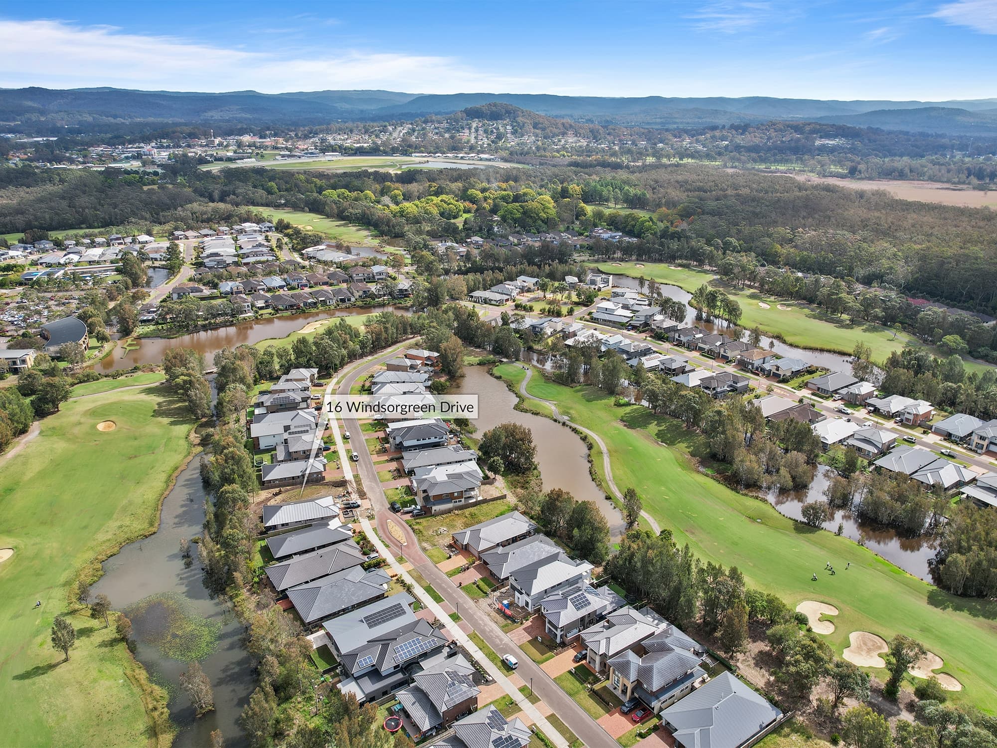 16 Windsorgreen Drive, Wyong, Wyong - Thumbnail 2
