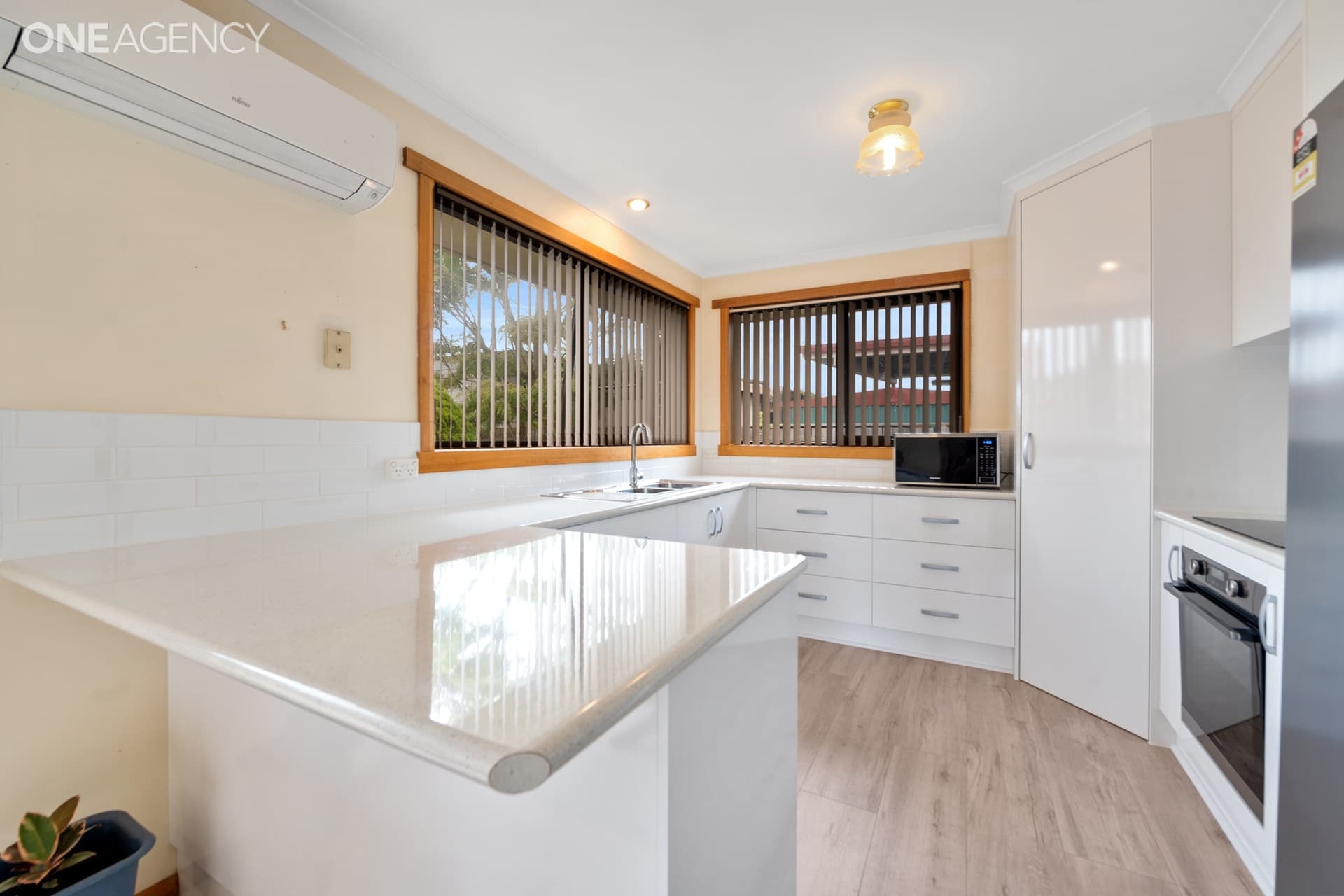 2/13 Amber Court, Ulverstone, Ulverstone - Thumbnail 2