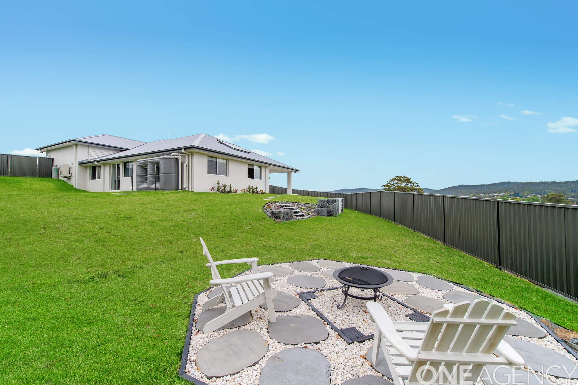 31 Red Cedar Ridge, Kew, Kew - Thumbnail 2