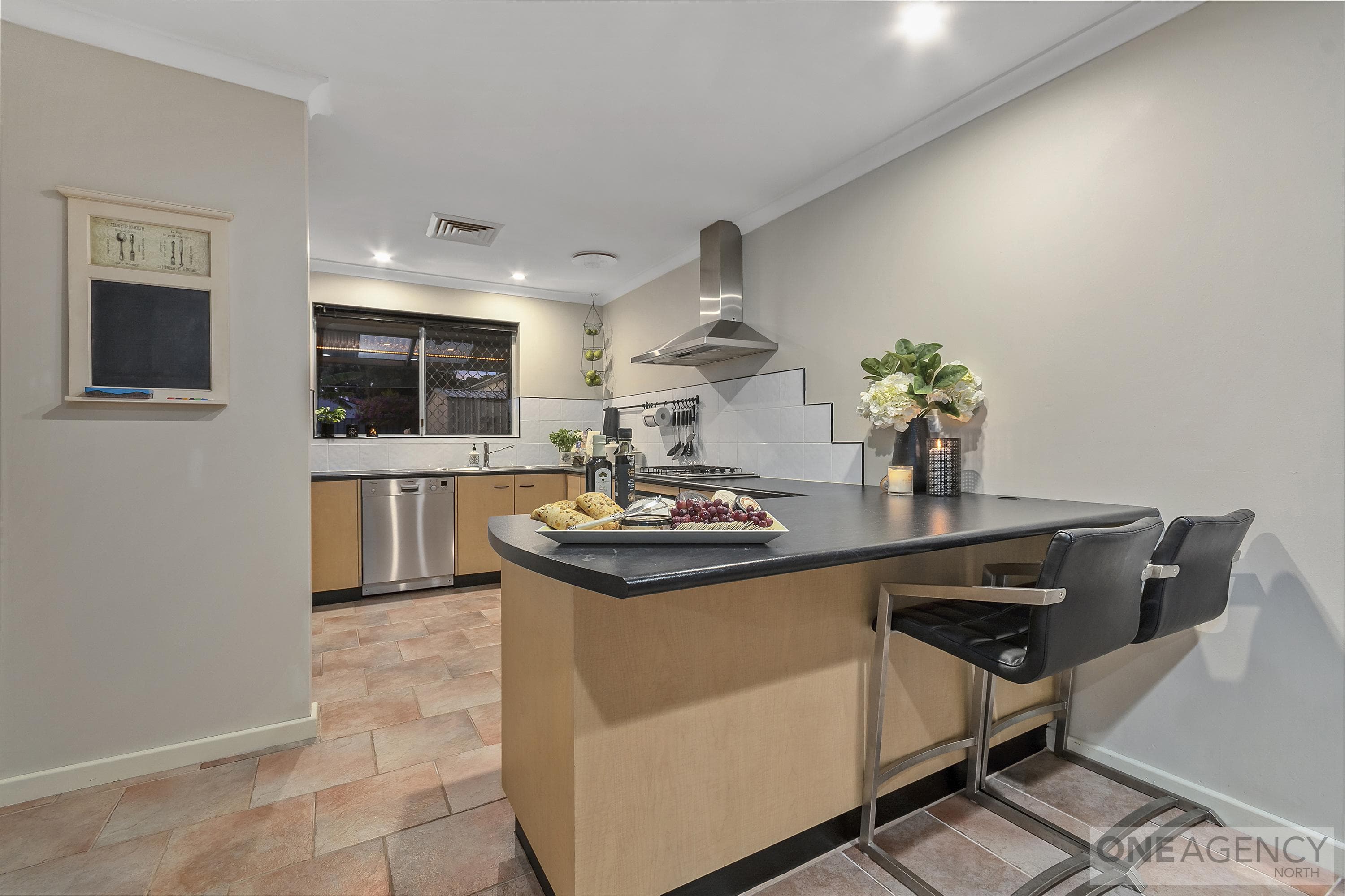 19 Norbury Way, Greenwood, Greenwood - Thumbnail 3