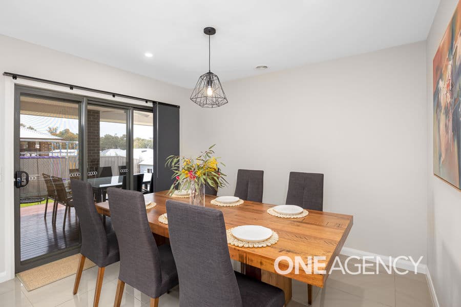 13 WHITTEN Avenue, Boorooma, Boorooma - Thumbnail 5