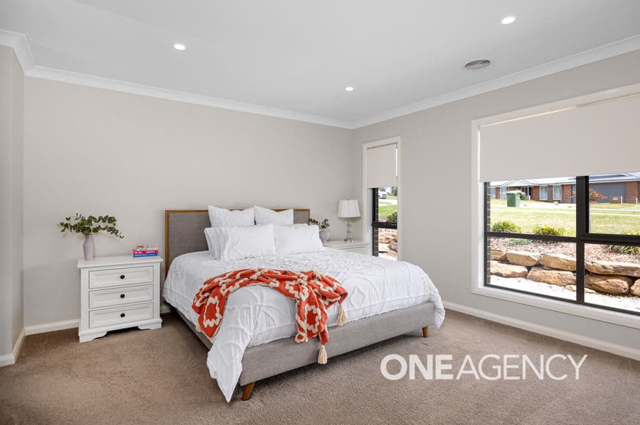 13 WHITTEN Avenue, Boorooma, Boorooma - Thumbnail 7