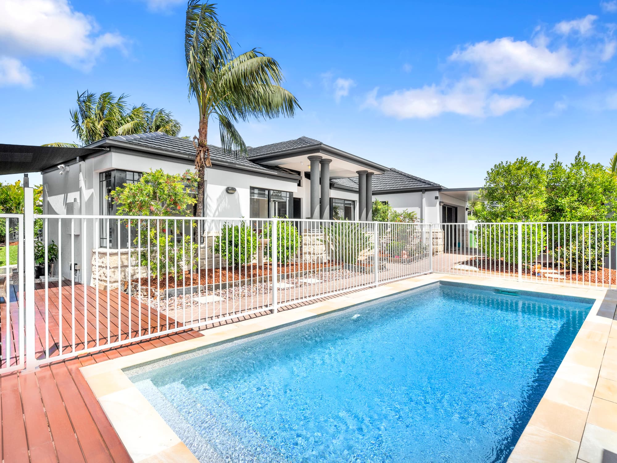 191 Dunlin Drive, Burleigh Waters, Burleigh Waters - Image 1
