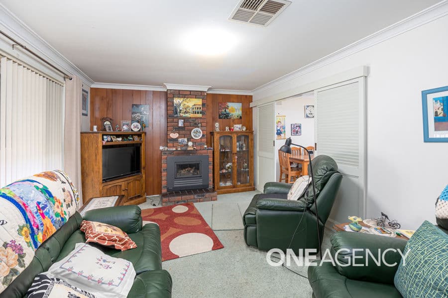 256 BOURKE Street, Tolland, Tolland - Thumbnail 2