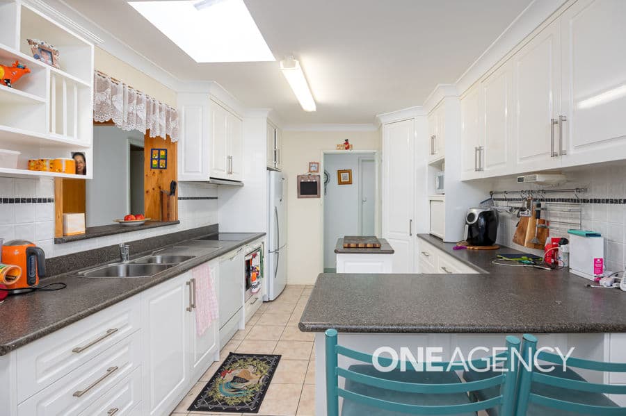256 BOURKE Street, Tolland, Tolland - Thumbnail 3
