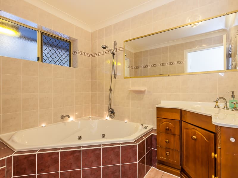 32 La Salle Drive, Newport, Newport - Thumbnail 7