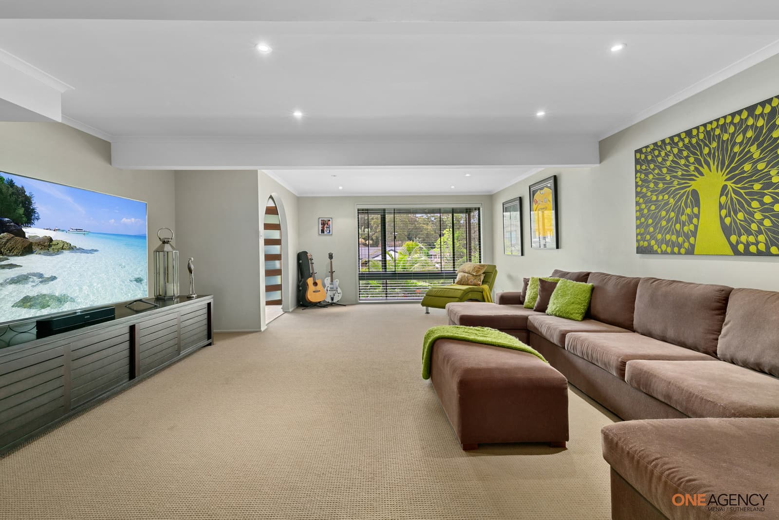 8 Yanina Place, Bangor, Bangor - Thumbnail 2