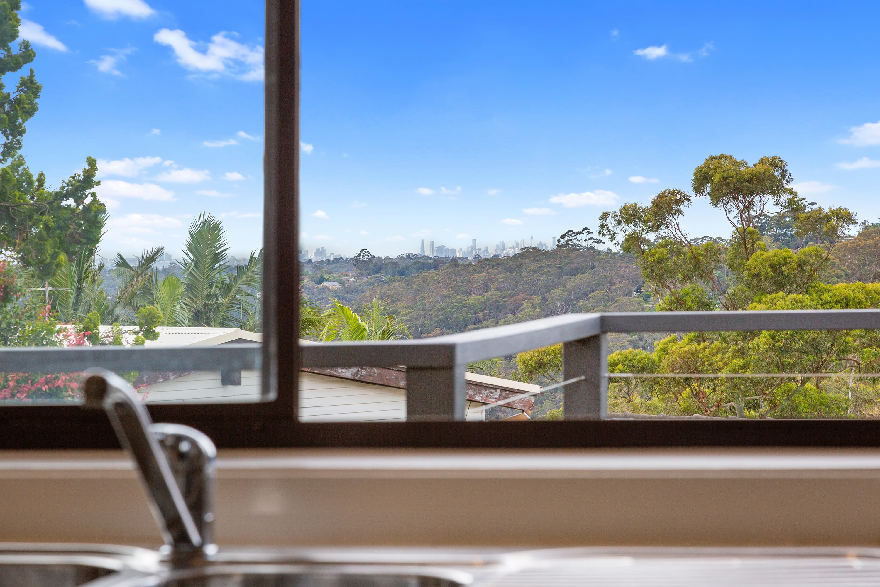1 Holmlea Place, Engadine, Engadine - Image 1