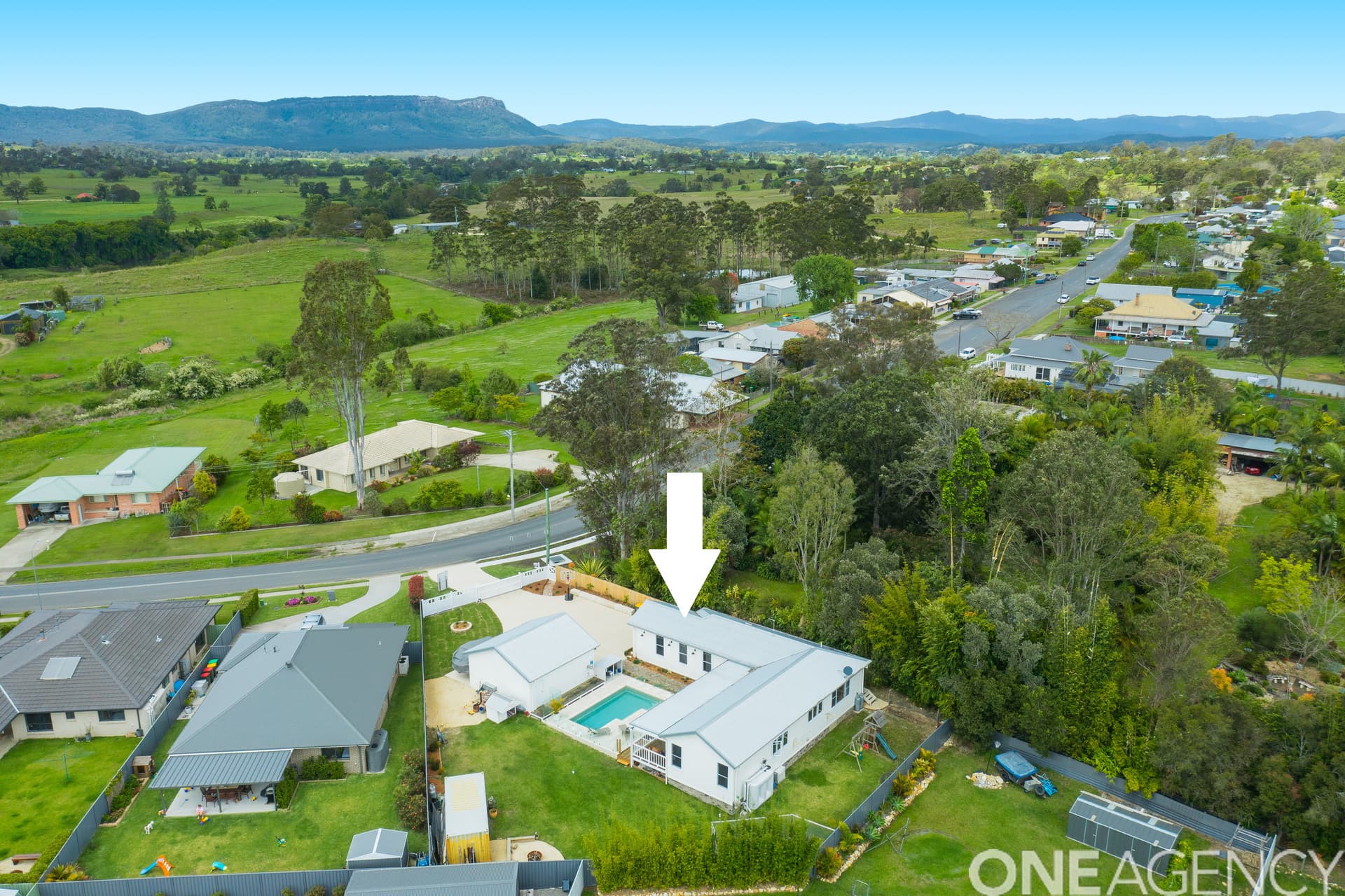 720 Beechwood Road, Beechwood, Beechwood - Thumbnail 3