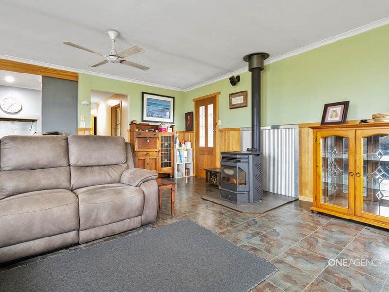 127 Emmett Street, Smithton, Smithton - Thumbnail 6
