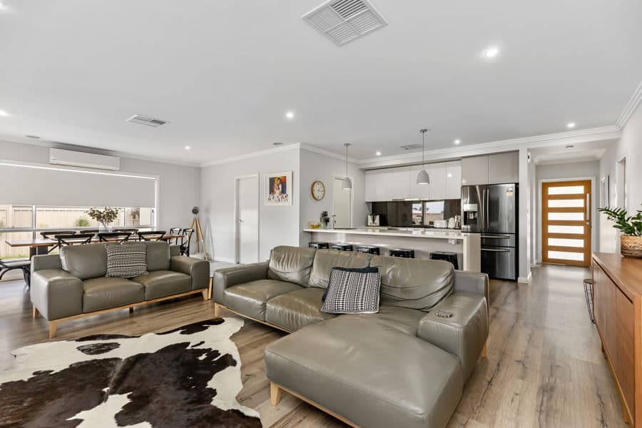 18 CHANG Avenue, Lloyd, Lloyd - Thumbnail 2