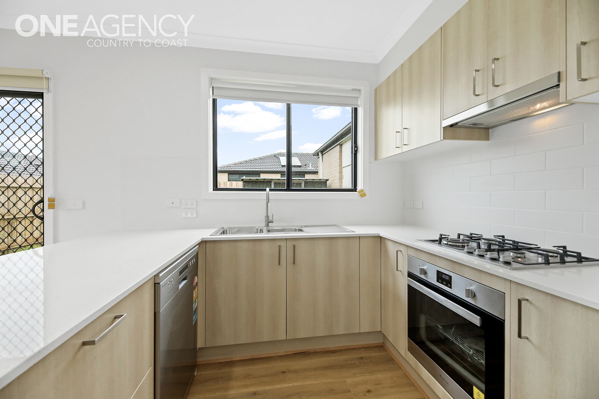 8/12 Mckindlay Street, Drouin, Drouin - Thumbnail 3