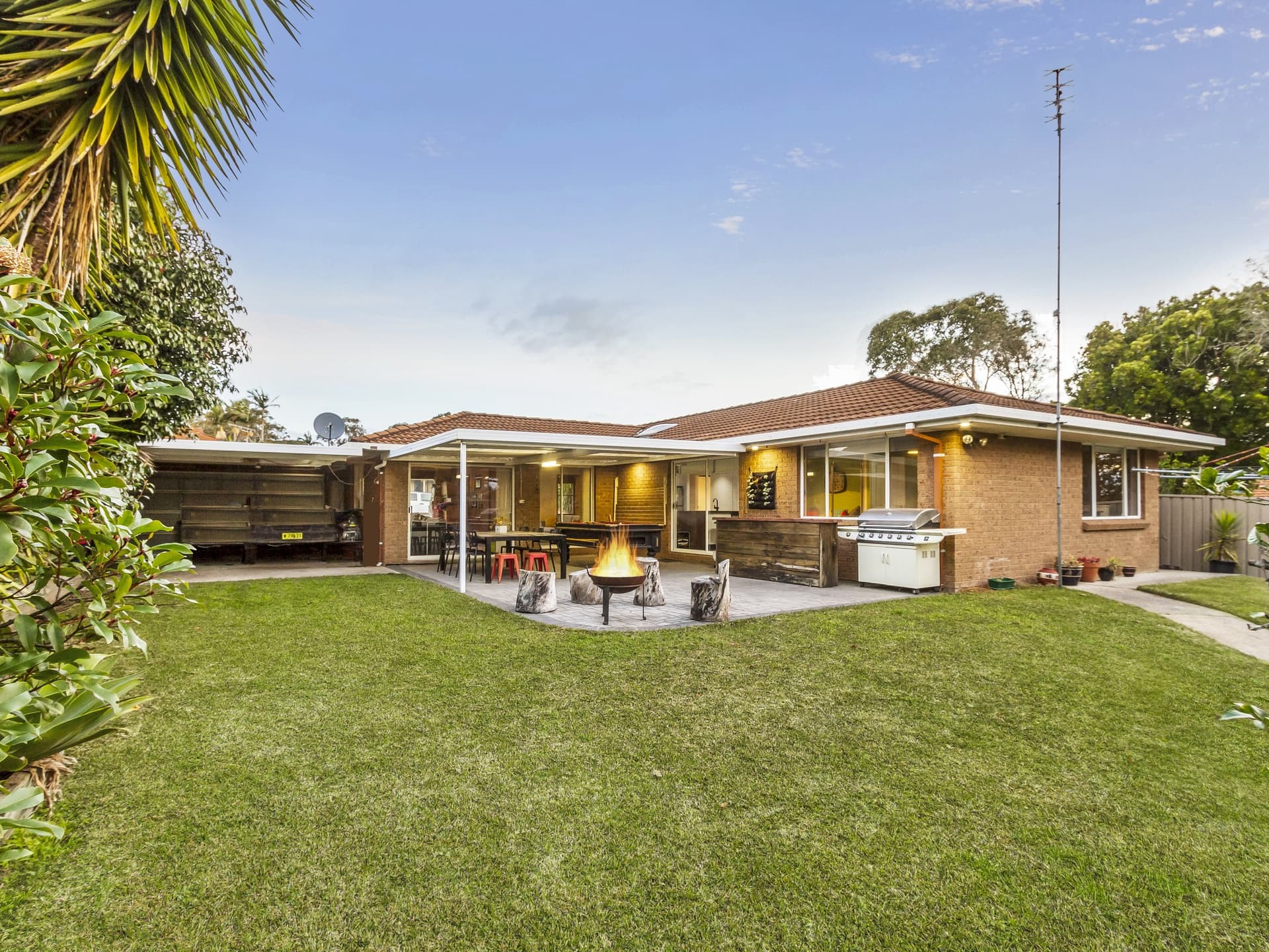 12 Conroy Crescent, Kariong, Kariong - Image 1
