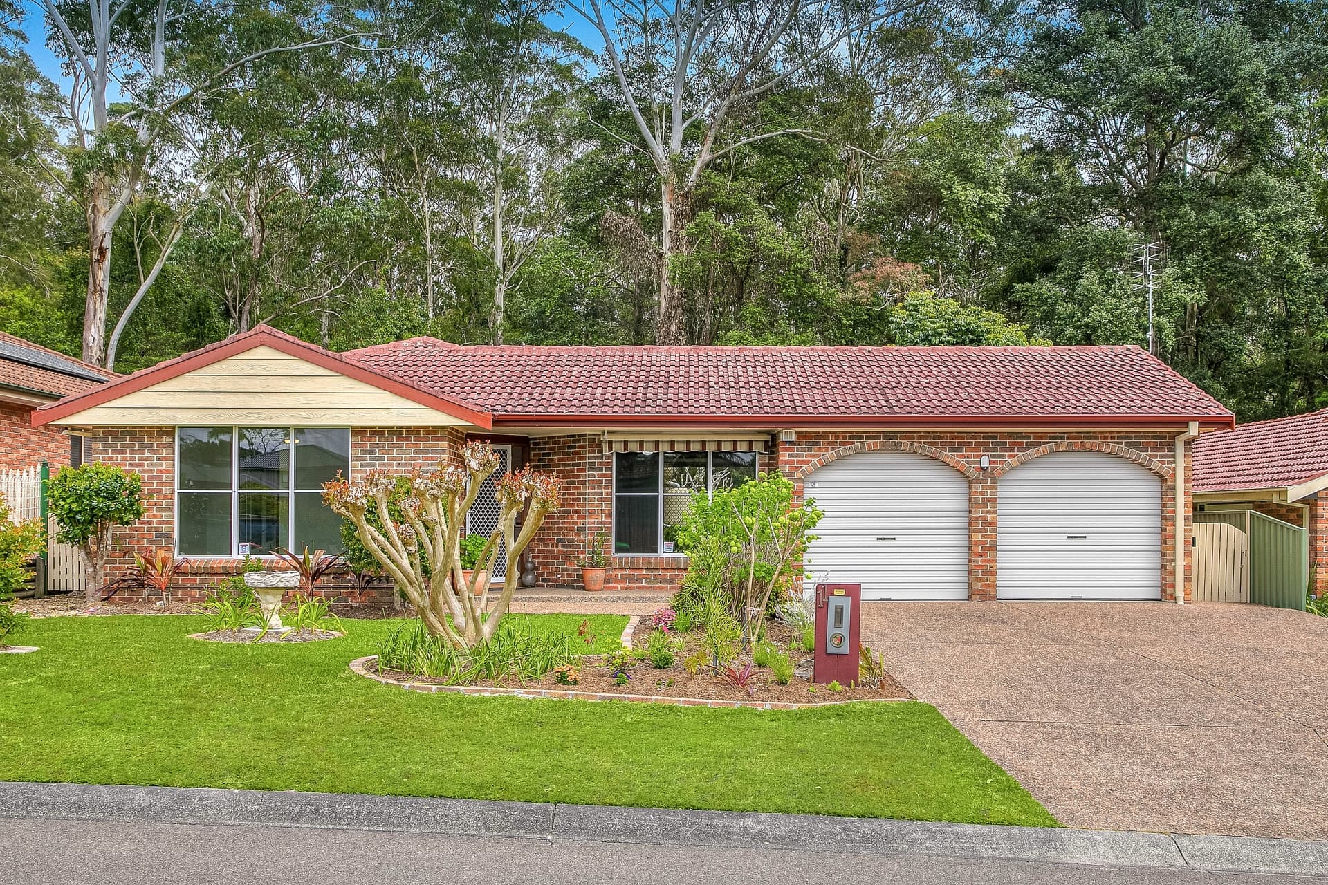 11 Blue Crane Close, Narara, Narara - Image 1
