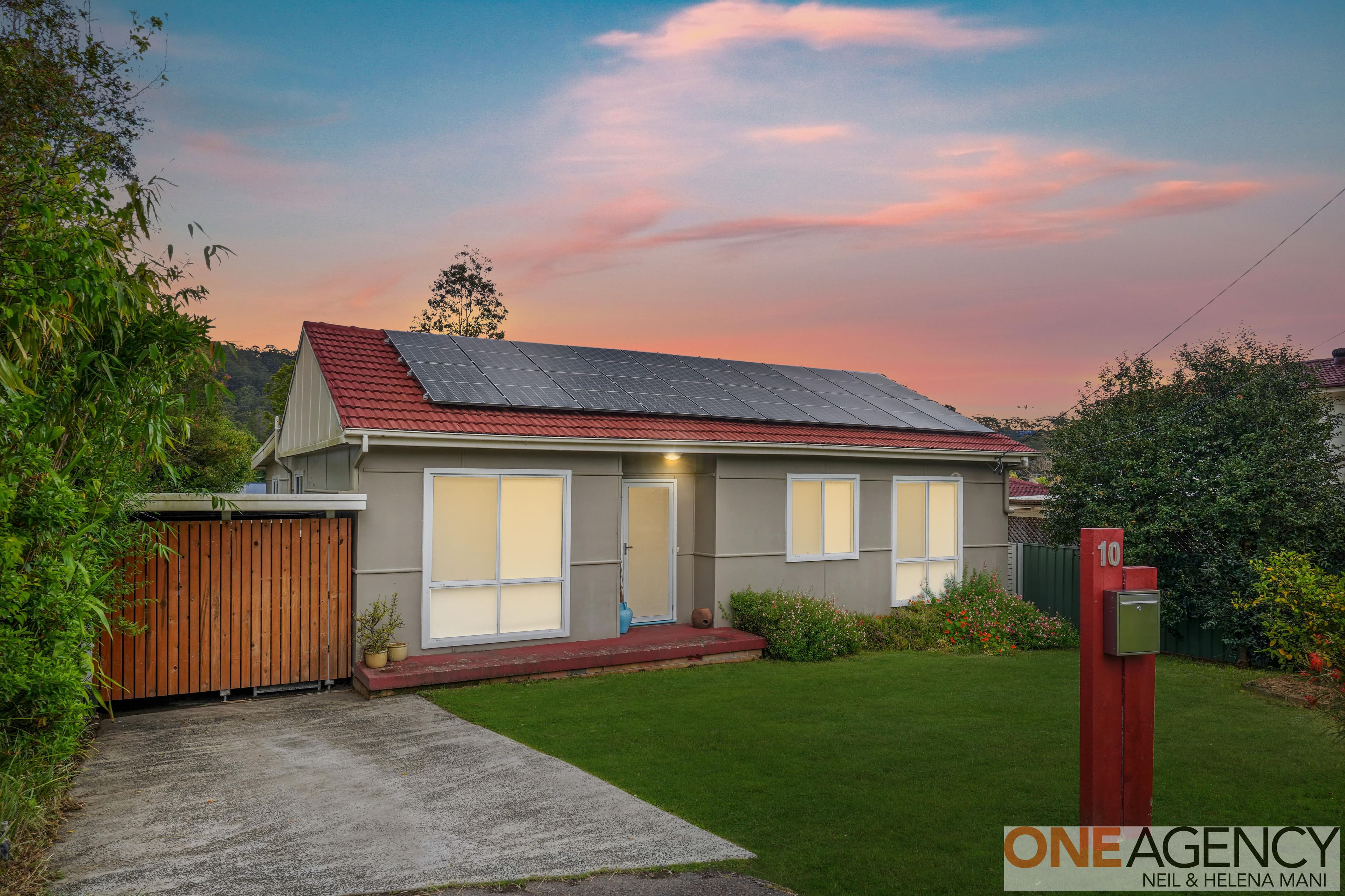 10 North Crescent, North Gosford, North Gosford - Thumbnail 2