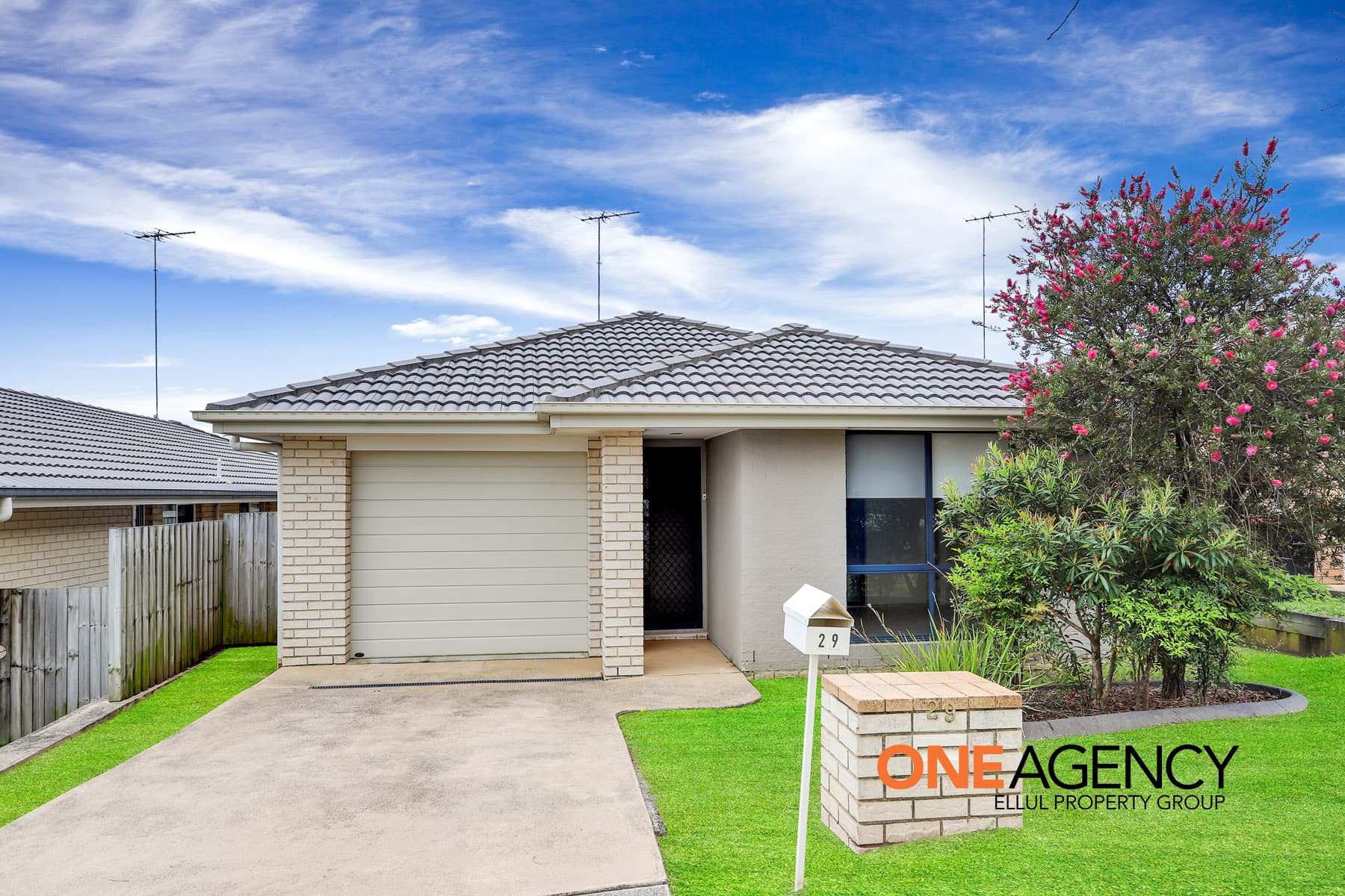 29 Blue View Terrace, Glenmore Park, Glenmore Park - Thumbnail 2