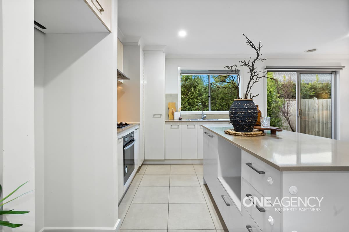 20 Oberon Street, Point Cook, Point Cook - Thumbnail 2