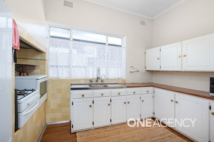 45 BOURKE Street, Turvey Park, Turvey Park - Thumbnail 4