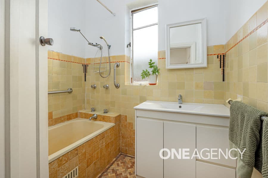 45 BOURKE Street, Turvey Park, Turvey Park - Thumbnail 7