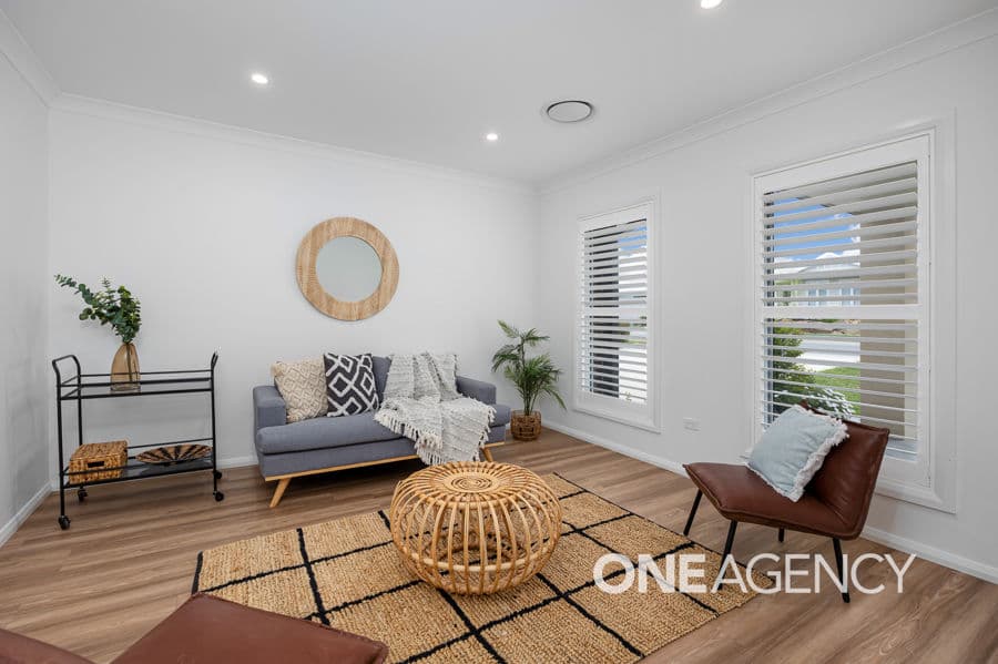19 TURRAMIA Crescent, Gobbagombalin, Gobbagombalin - Thumbnail 2